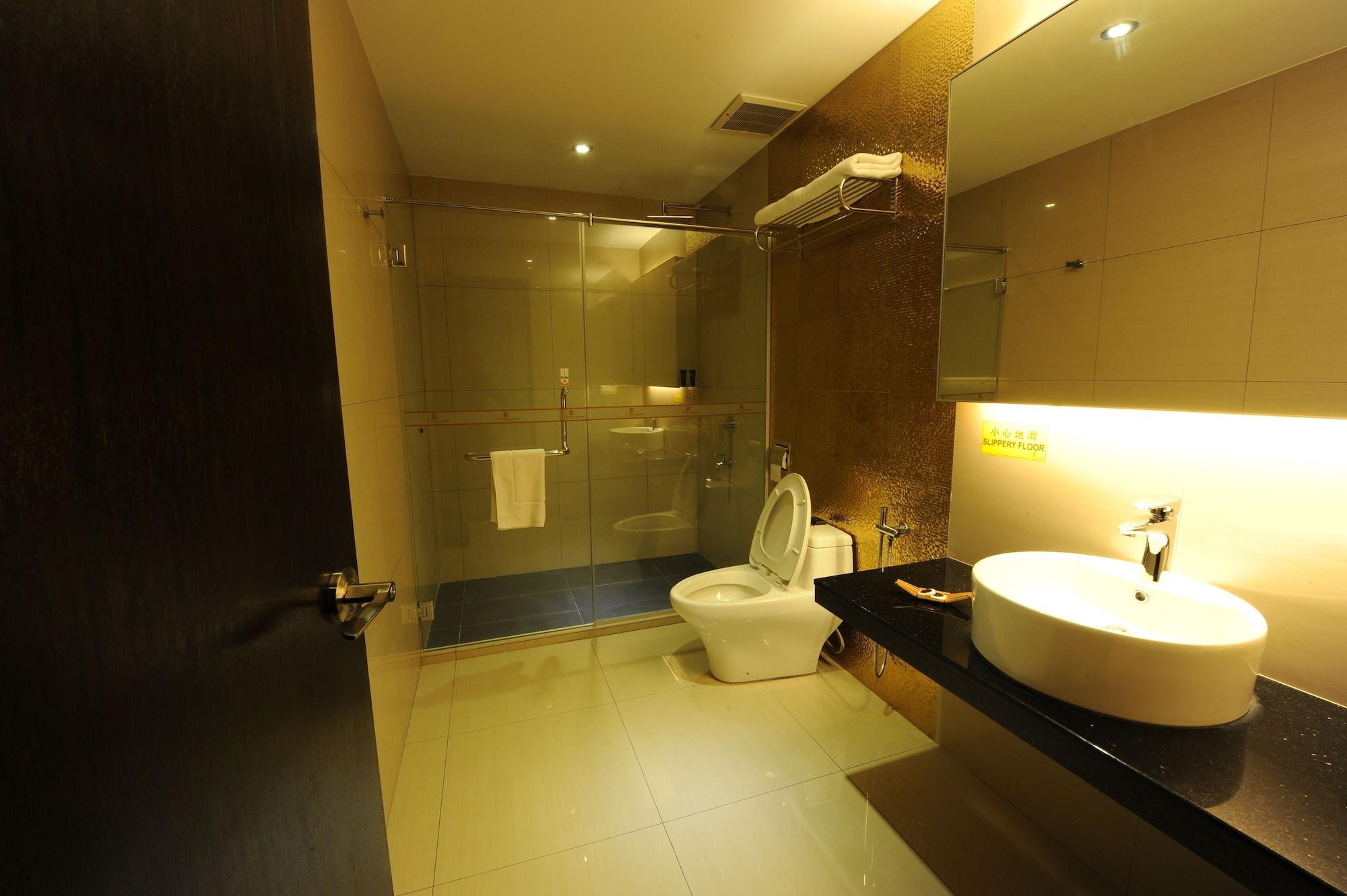 The Imperial Hotel Kluang Exterior photo