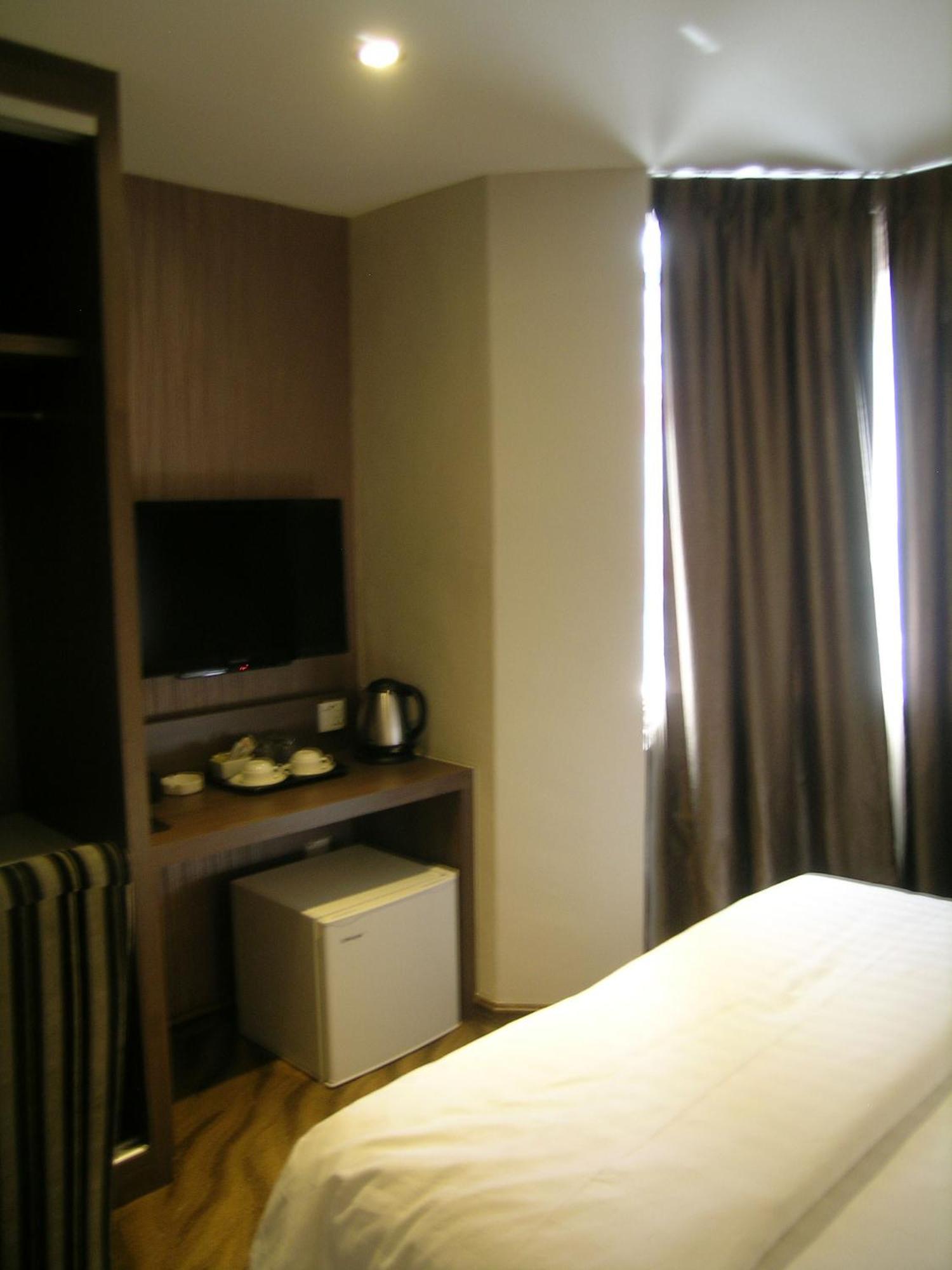 The Imperial Hotel Kluang Exterior photo
